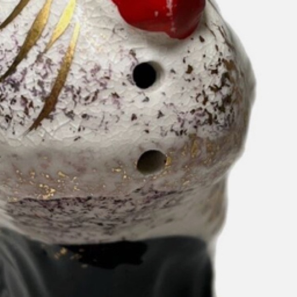 1 Vintage rooster & set of Salt & Pepper Shakers Rooster & Hen Japan Gilded 4.5” - Picture 7 of 9